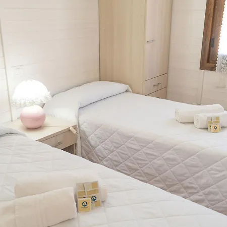 Sweet Holidays - Ludovica - A Pochi Minuti Dal Mare Di E Budoni Con Posto Auto Apartman